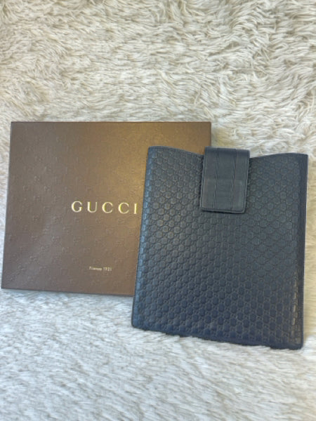 9273e96e7a61716dba8b804d7b5395