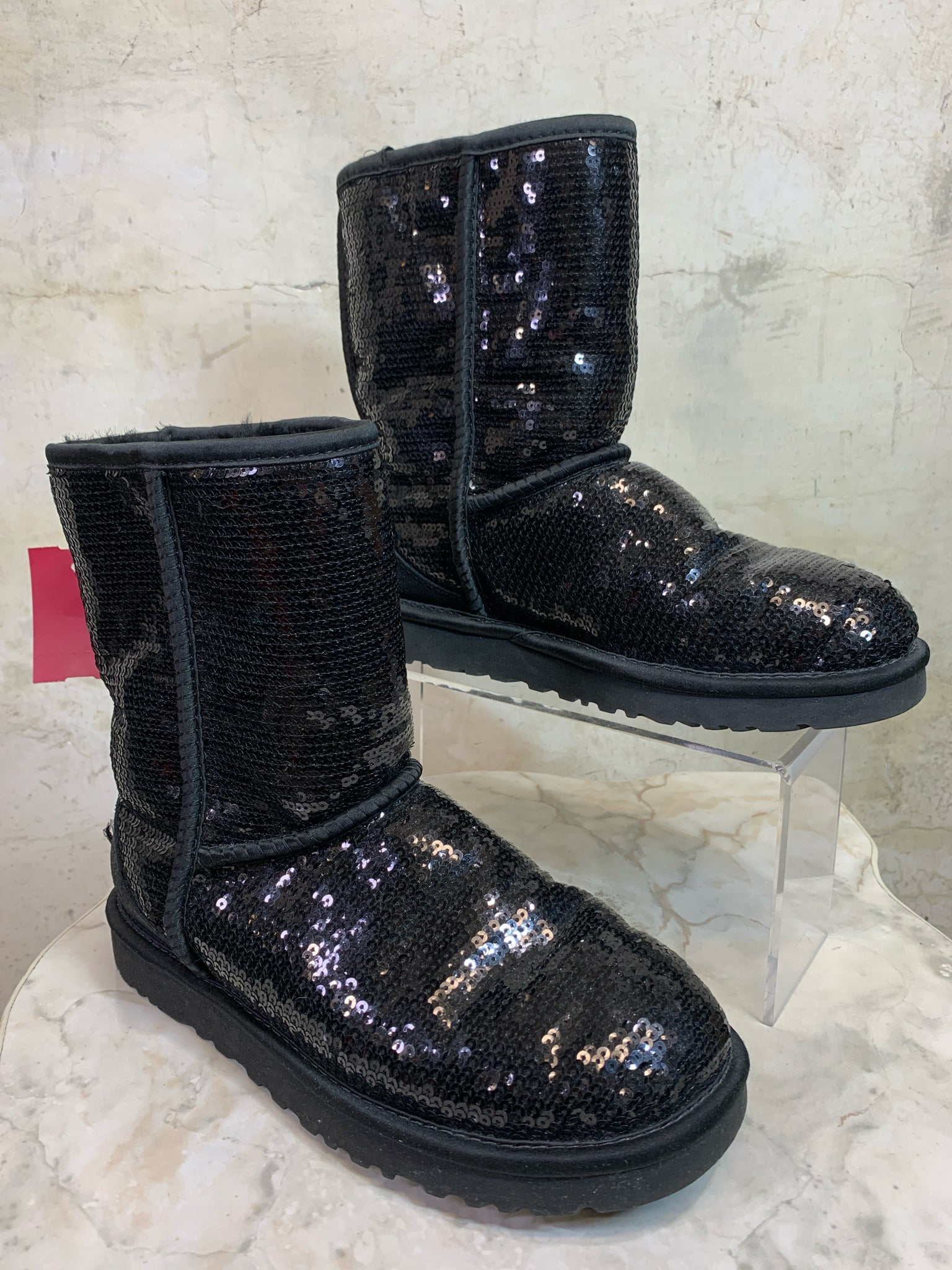Shoe Size 7 UGG BLACK SEQUINS CLASSIC SHORT COSMO Boots - Ankle +